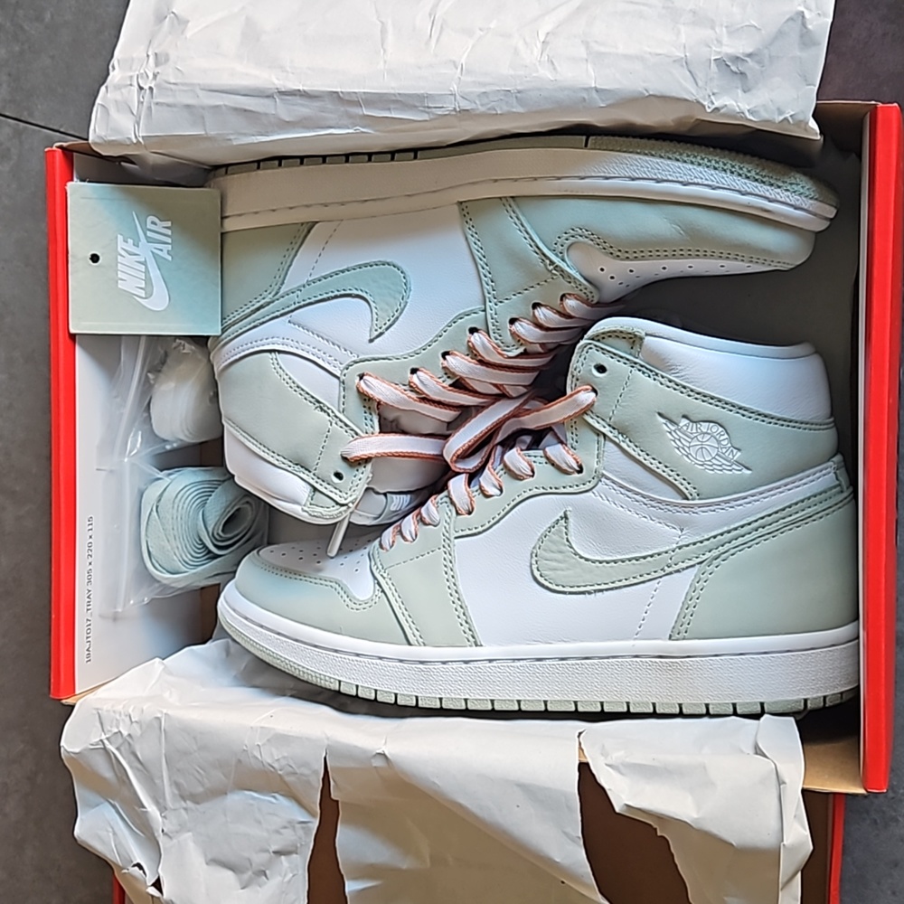 Jordan 1 Retro High OG Seafoam - Size 8W
